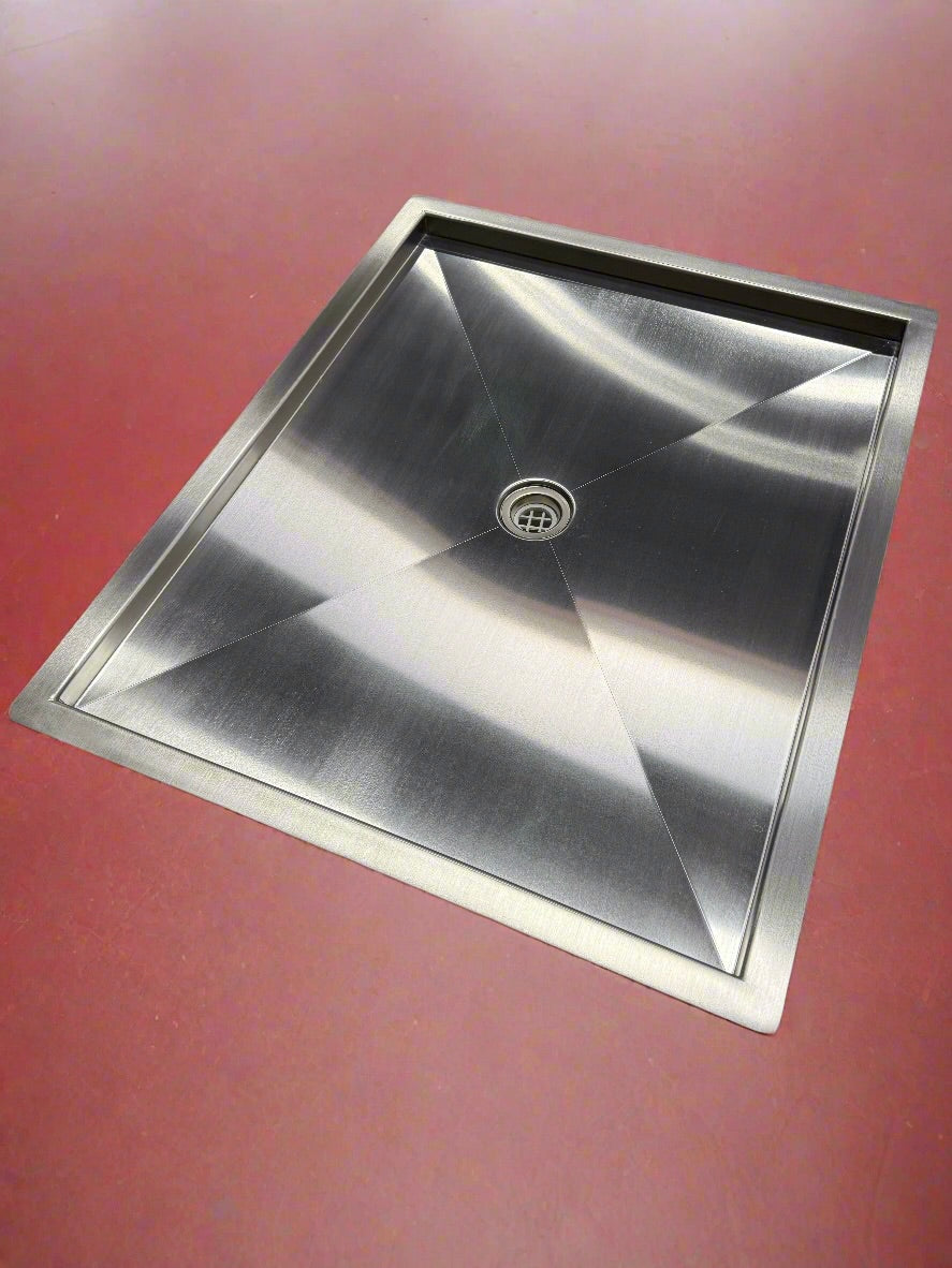 Tetravan In-Floor Shower Pan STAINLESS STEEL Main image