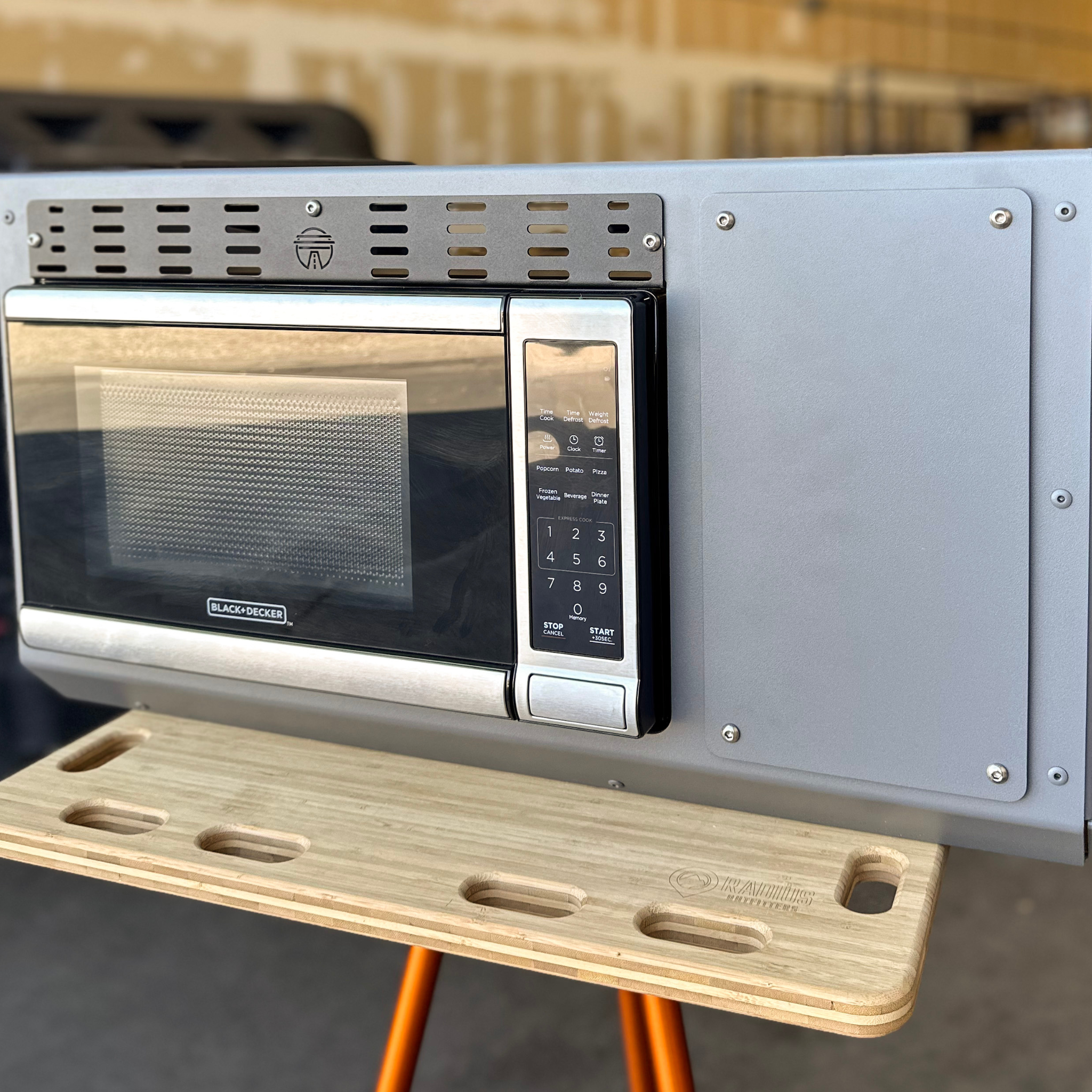 BUILT-IN MICROWAVE CABINET Main image